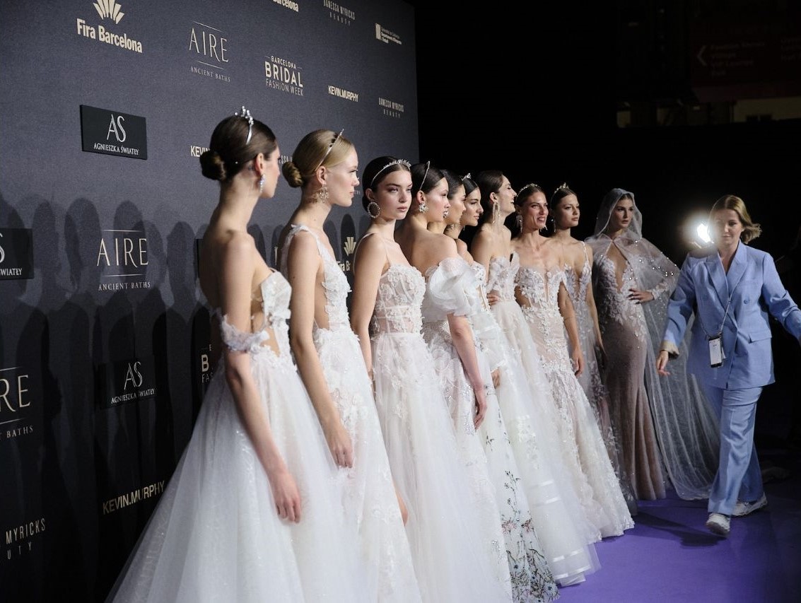 Trends at Barcelona Bridal Fashion Week 2023